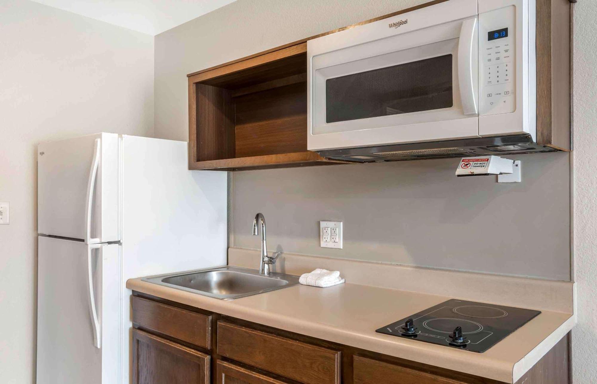 Extended Stay America Select Suites - Charlotte - Northlake שרלוט מראה חיצוני תמונה